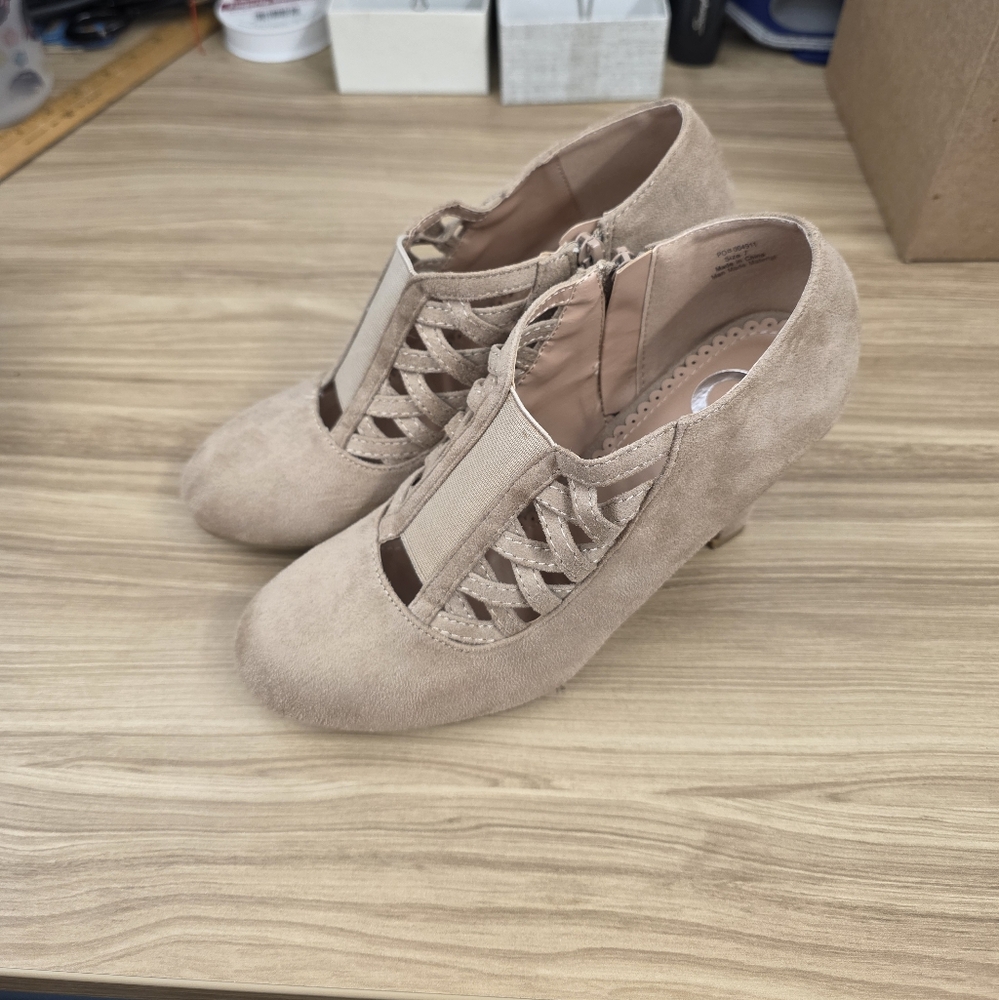 Journee Collection Piper Heel - Picture 5 of 12